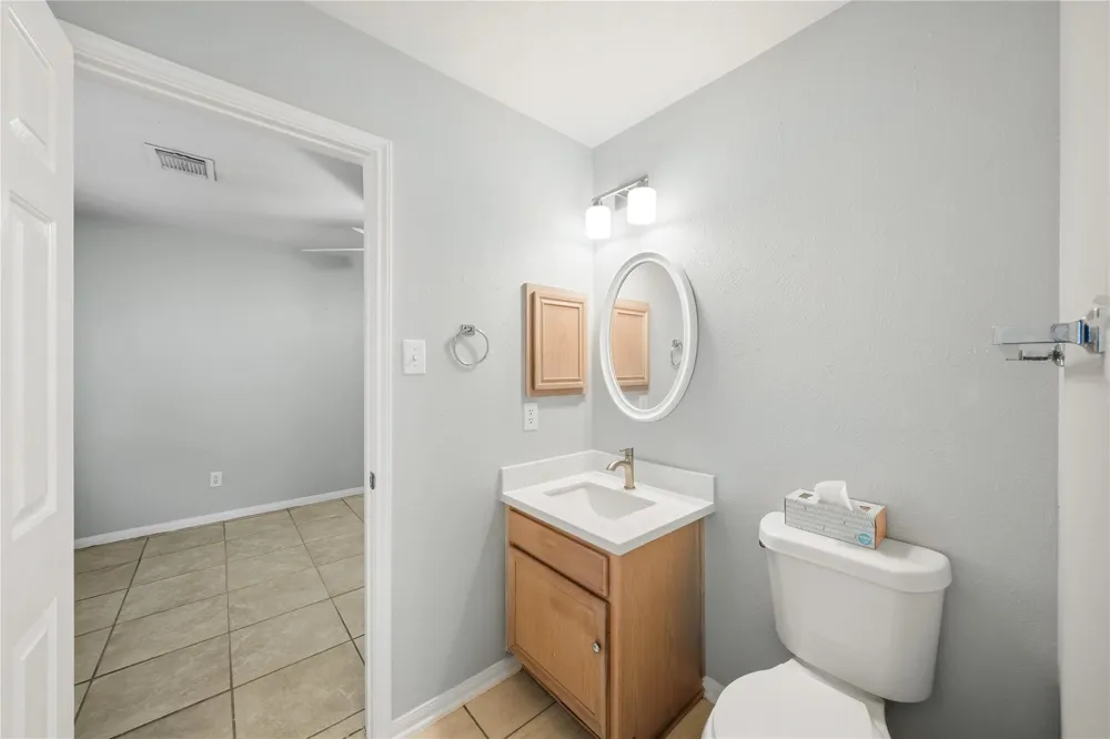 7027 Waveland Drive Houston, TX 77072