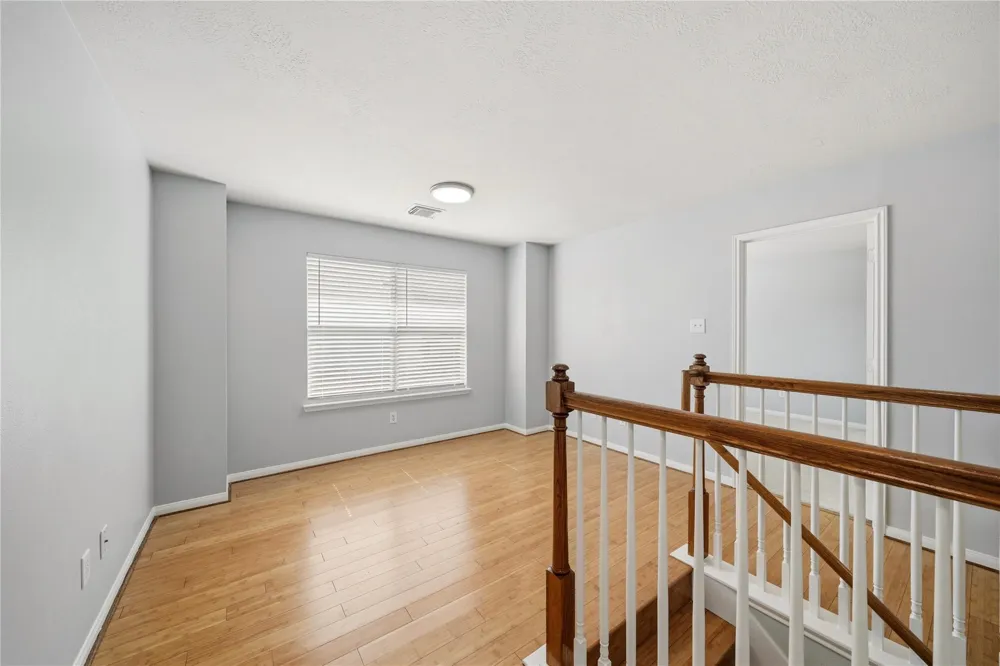 7027 Waveland Drive Houston, TX 77072