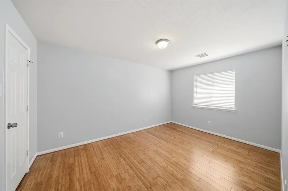 7027 Waveland Drive Houston, TX 77072