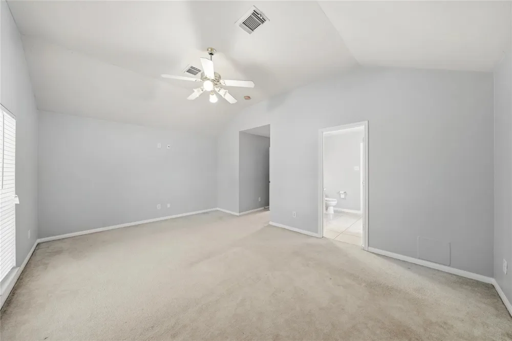 7027 Waveland Drive Houston, TX 77072