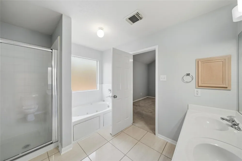 7027 Waveland Drive Houston, TX 77072