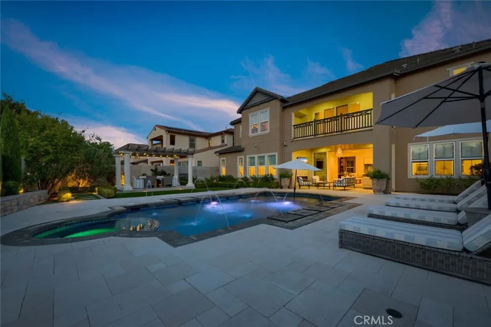 8 Stafford Place Tustin, CA 92782