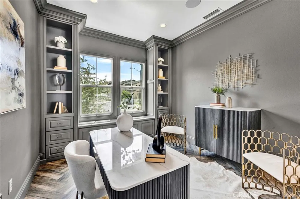 8 Stafford Place Tustin, CA 92782