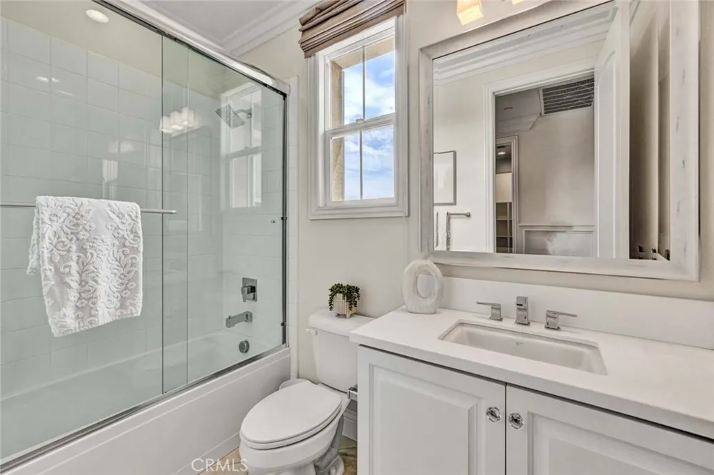 8 Stafford Place Tustin, CA 92782