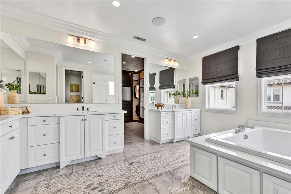 8 Stafford Place Tustin, CA 92782