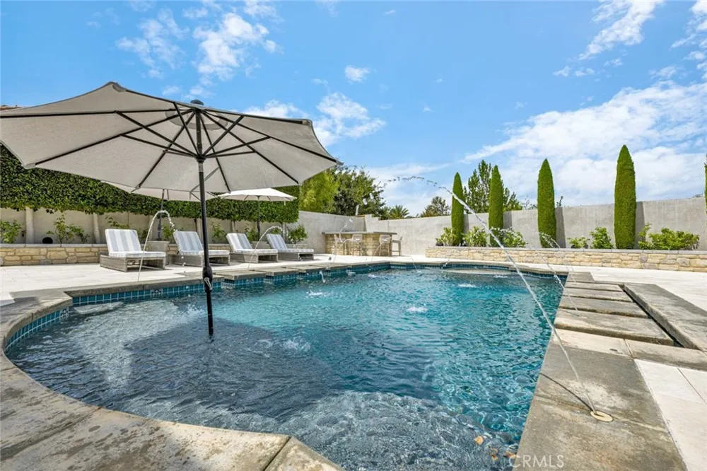 8 Stafford Place Tustin, CA 92782
