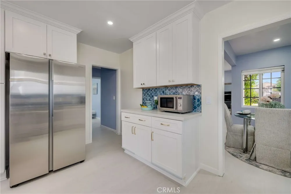 5949 Autry Lakewood, CA 90712