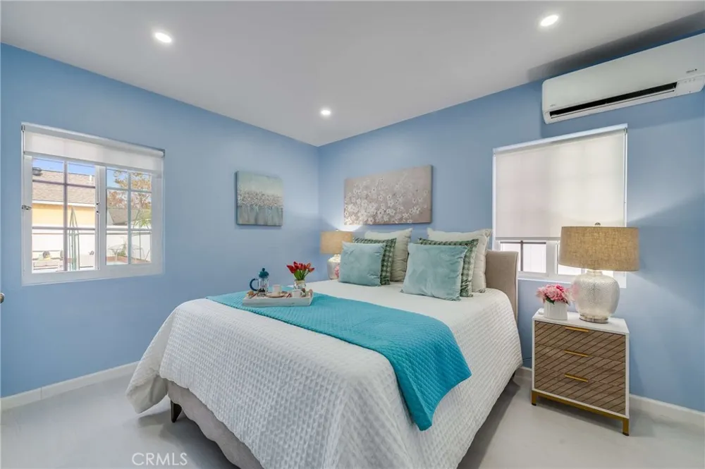 5949 Autry Lakewood, CA 90712