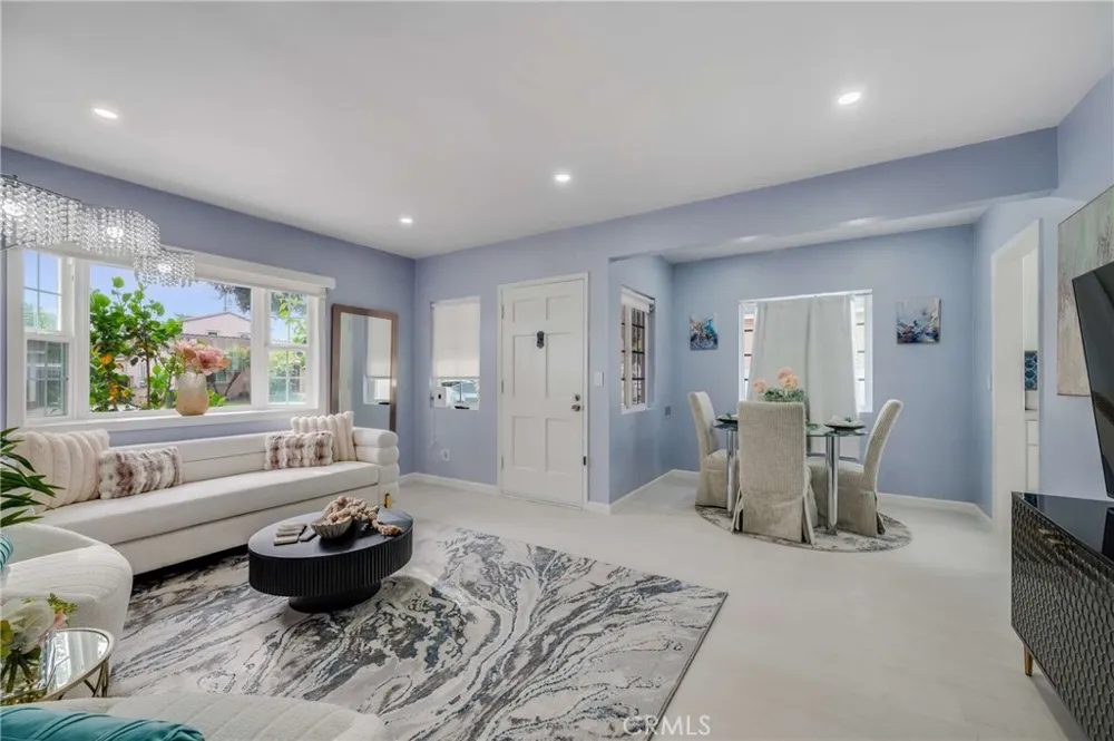 5949 Autry Lakewood, CA 90712