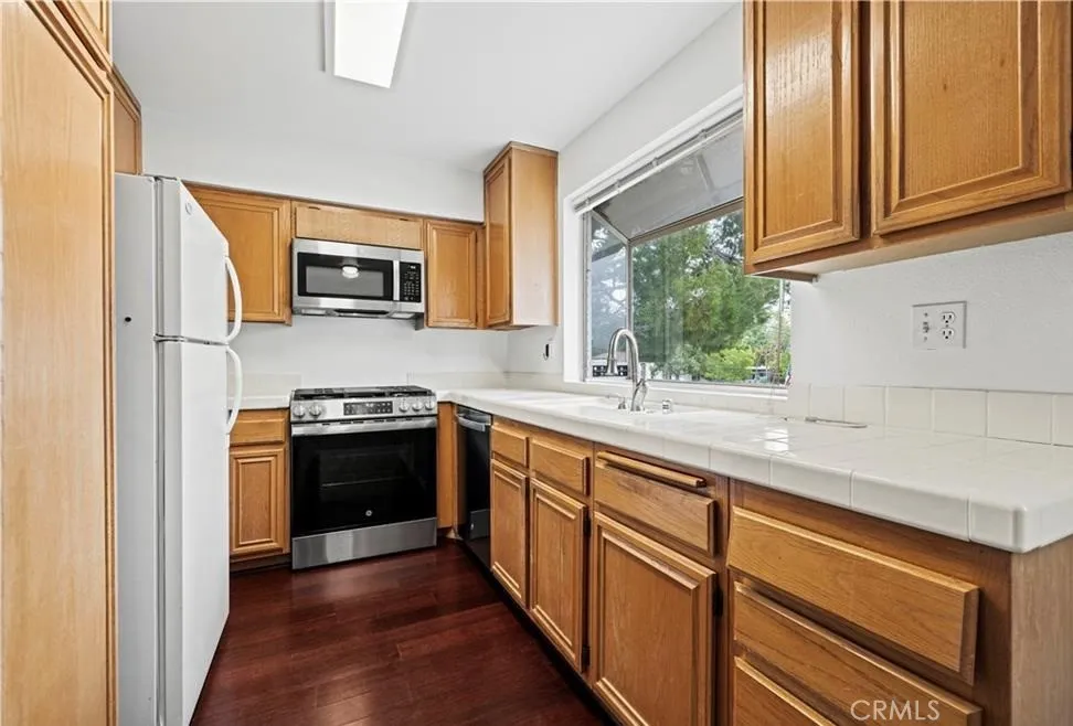 21912 Hiawatha #2 Chatsworth, CA 91311