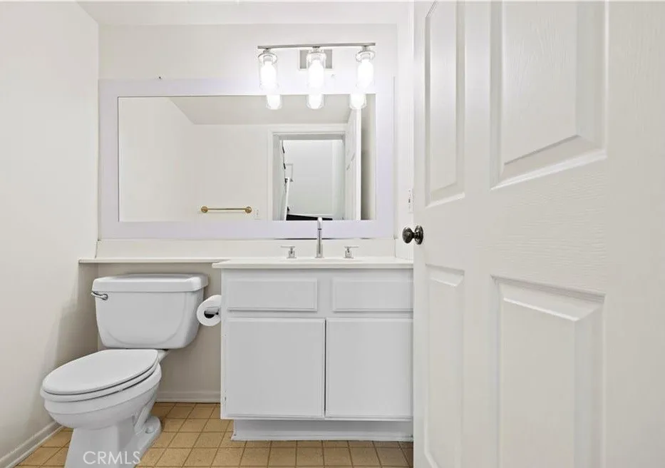 21912 Hiawatha #2 Chatsworth, CA 91311