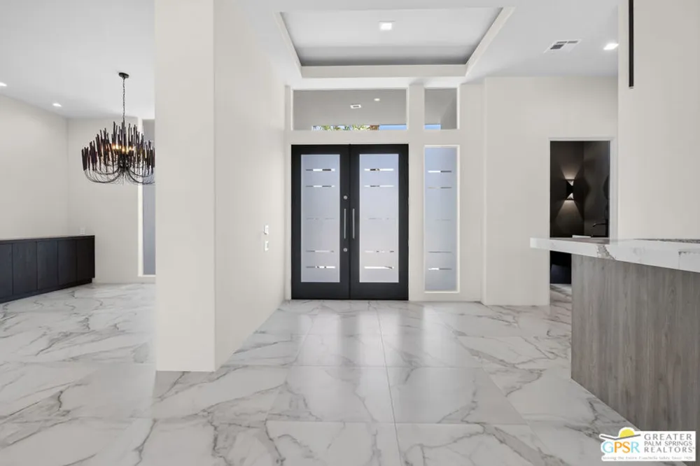 28 Summer Sky Circle Rancho Mirage, CA 92270