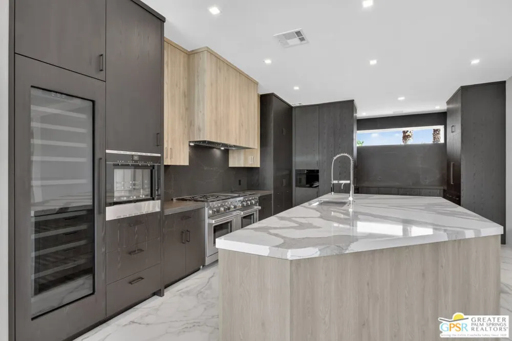 28 Summer Sky Circle Rancho Mirage, CA 92270