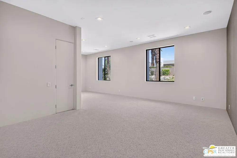 28 Summer Sky Circle Rancho Mirage, CA 92270