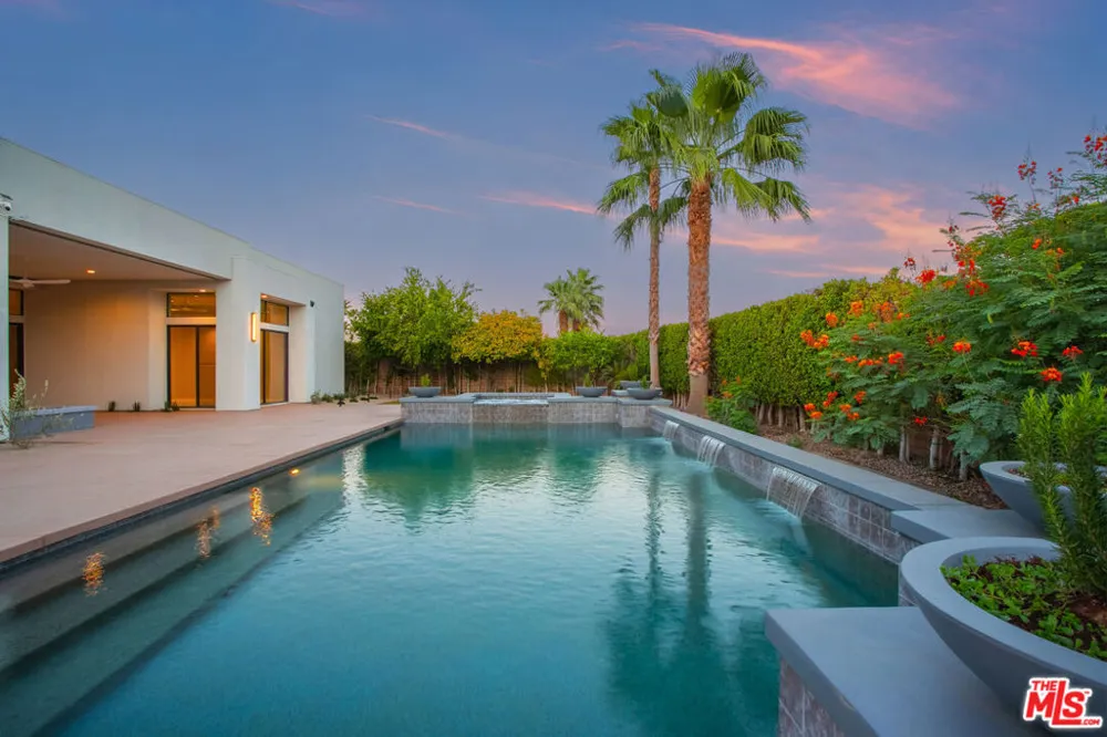 28 Summer Sky Circle Rancho Mirage, CA 92270