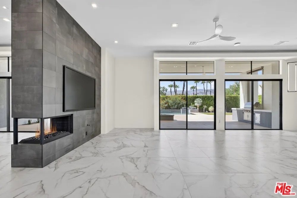 28 Summer Sky Circle Rancho Mirage, CA 92270