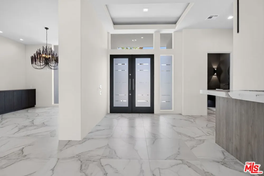 28 Summer Sky Circle Rancho Mirage, CA 92270