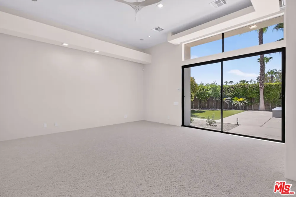 28 Summer Sky Circle Rancho Mirage, CA 92270