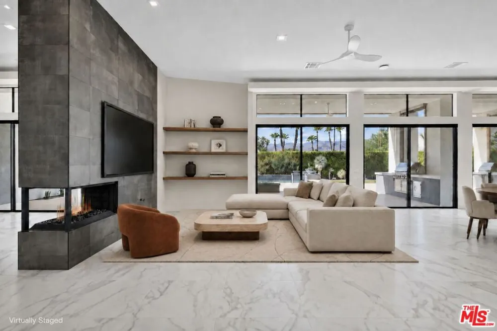 28 Summer Sky Circle Rancho Mirage, CA 92270