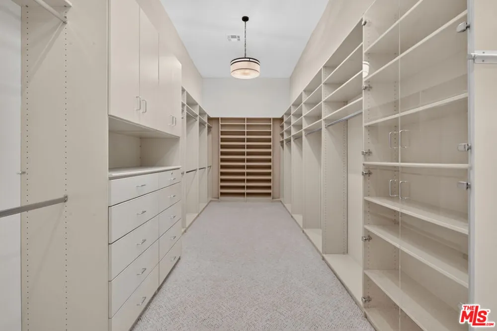 28 Summer Sky Circle Rancho Mirage, CA 92270