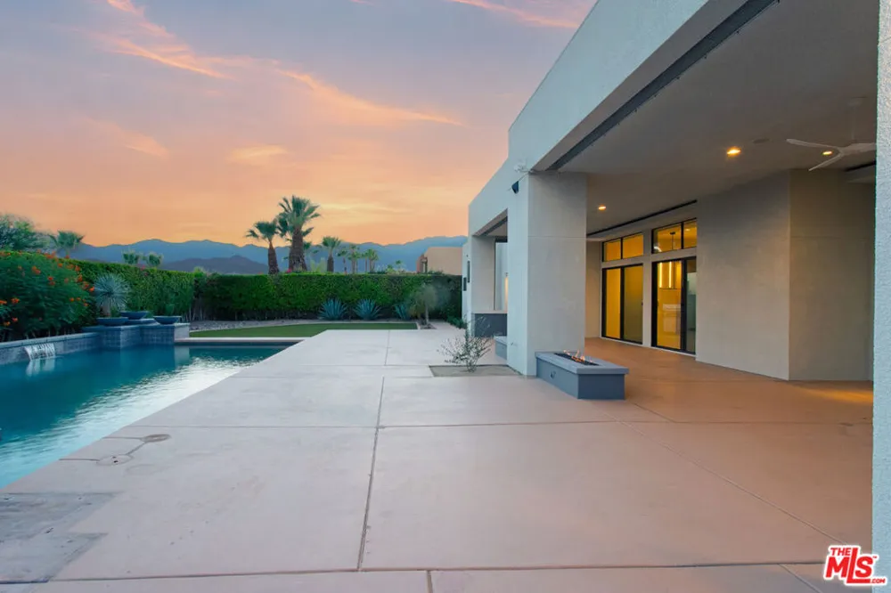 28 Summer Sky Circle Rancho Mirage, CA 92270