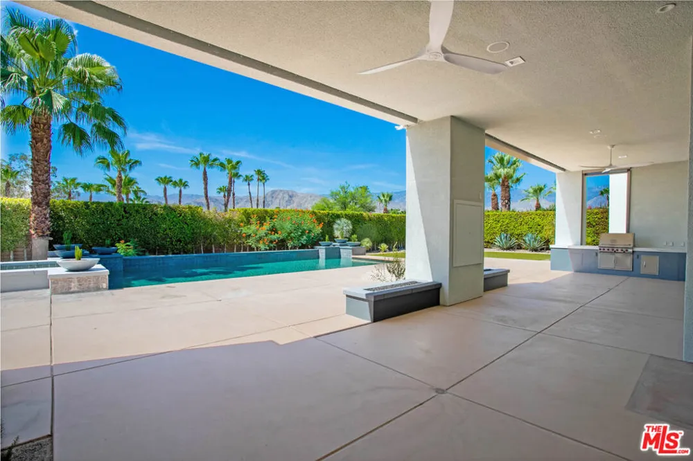 28 Summer Sky Circle Rancho Mirage, CA 92270