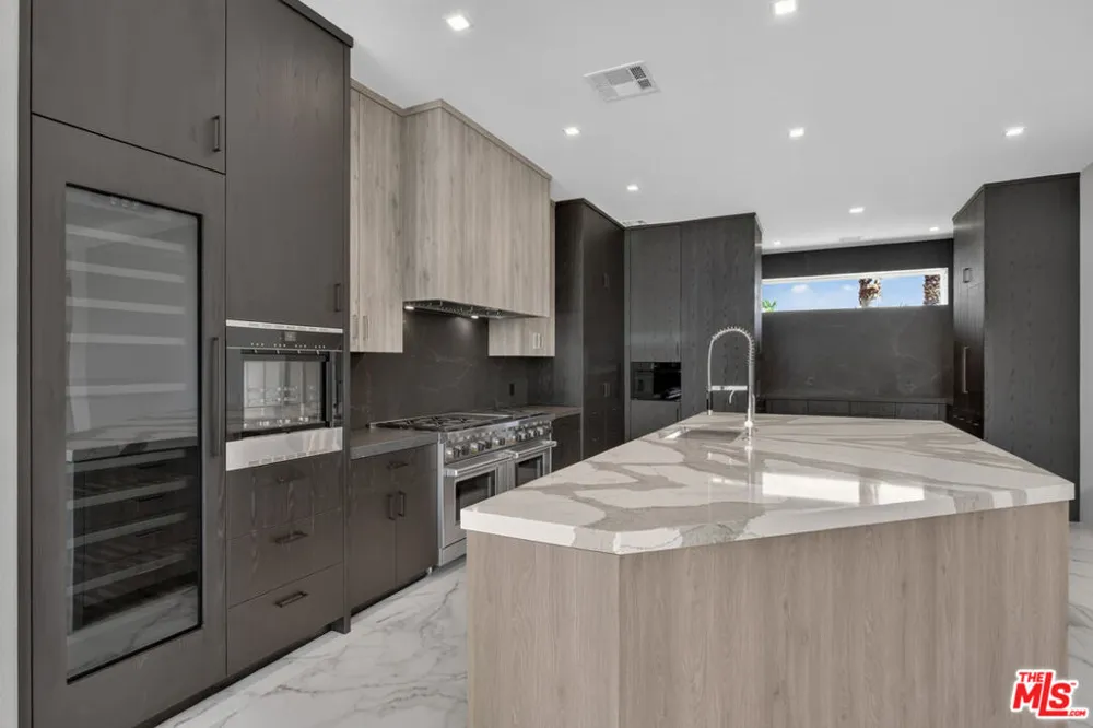 28 Summer Sky Circle Rancho Mirage, CA 92270