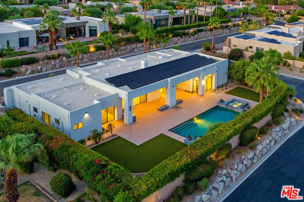 28 Summer Sky Circle Rancho Mirage, CA 92270