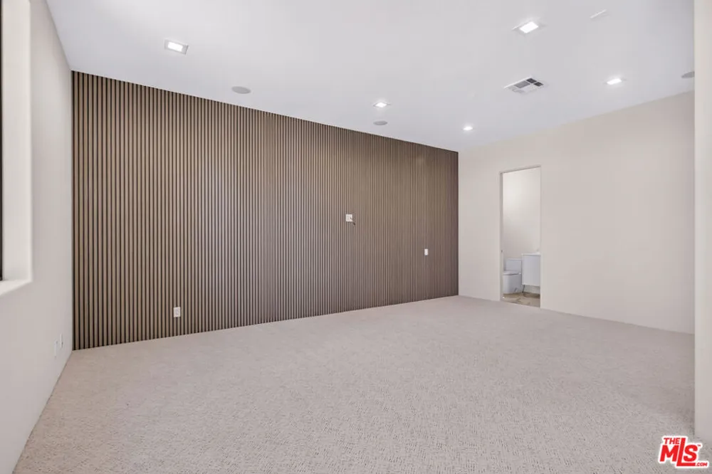 28 Summer Sky Circle Rancho Mirage, CA 92270