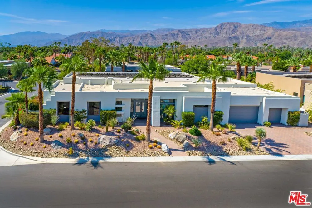 28 Summer Sky Circle Rancho Mirage, CA 92270