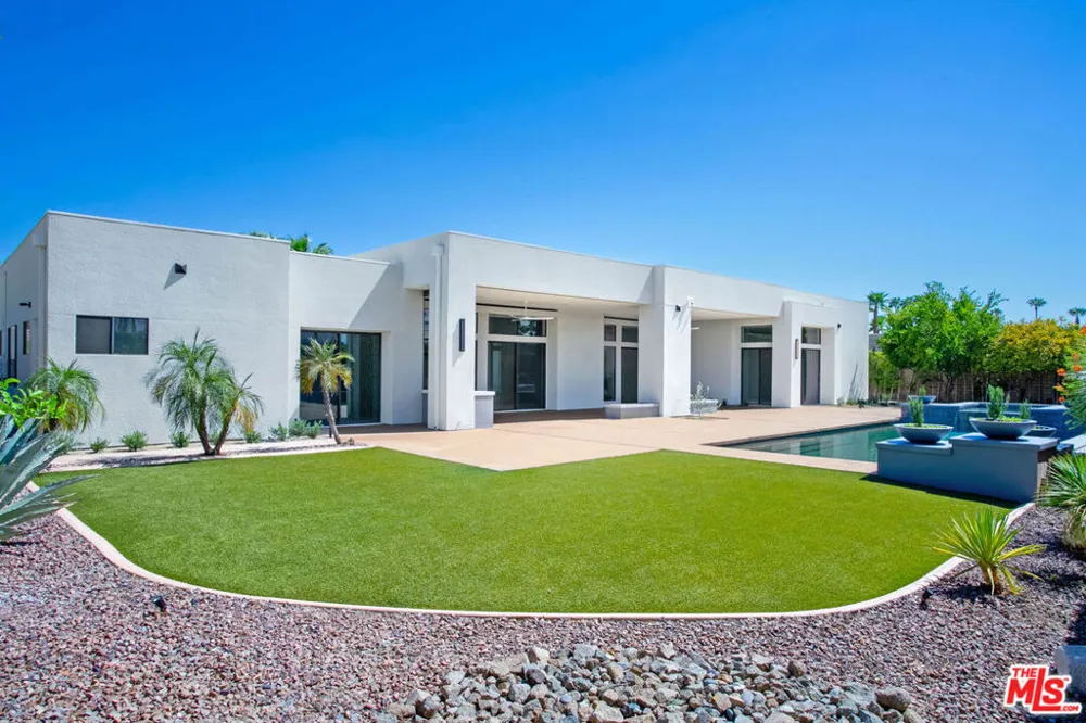 28 Summer Sky Circle Rancho Mirage, CA 92270