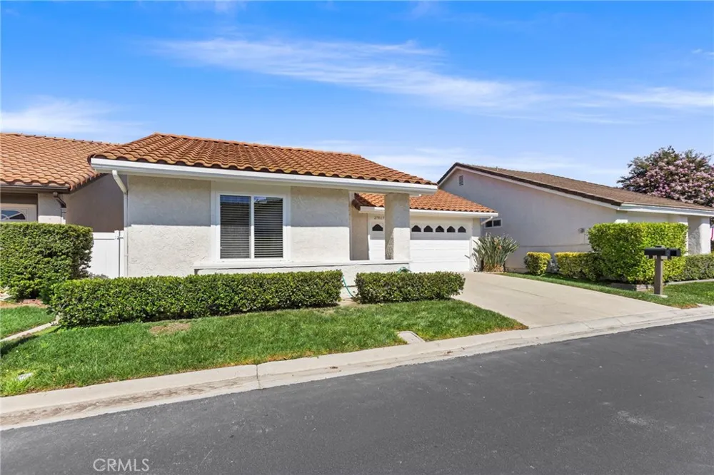 27863 Espinoza Mission Viejo, CA 92692