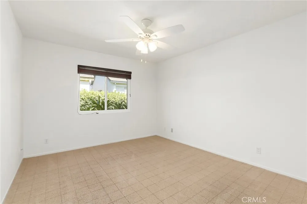 27863 Espinoza Mission Viejo, CA 92692