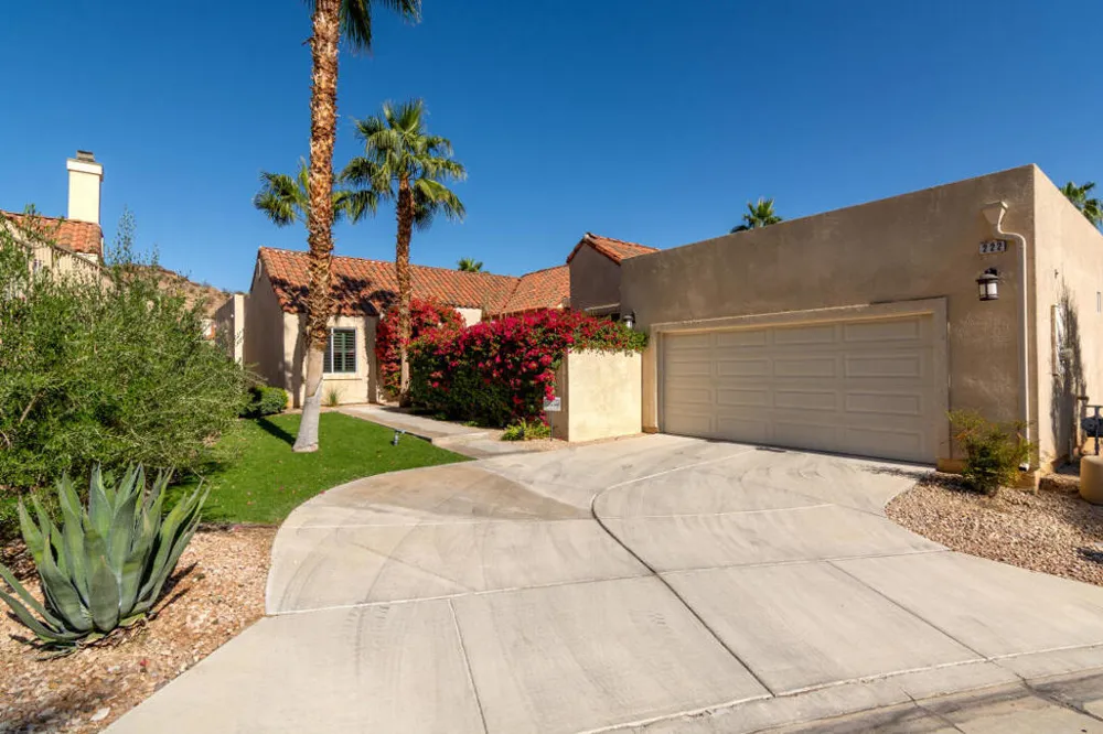 222 Canyon Circle #5 Palm Springs, CA 92264