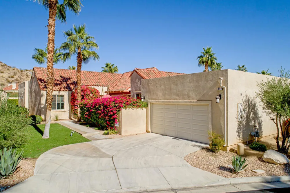 222 Canyon Circle #5 Palm Springs, CA 92264