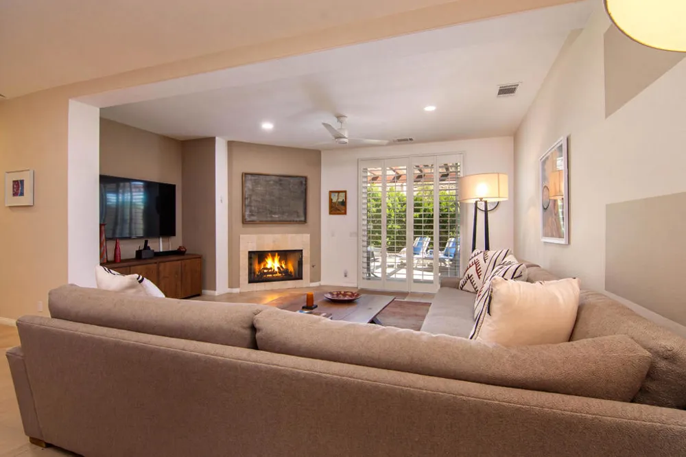 222 Canyon Circle #5 Palm Springs, CA 92264