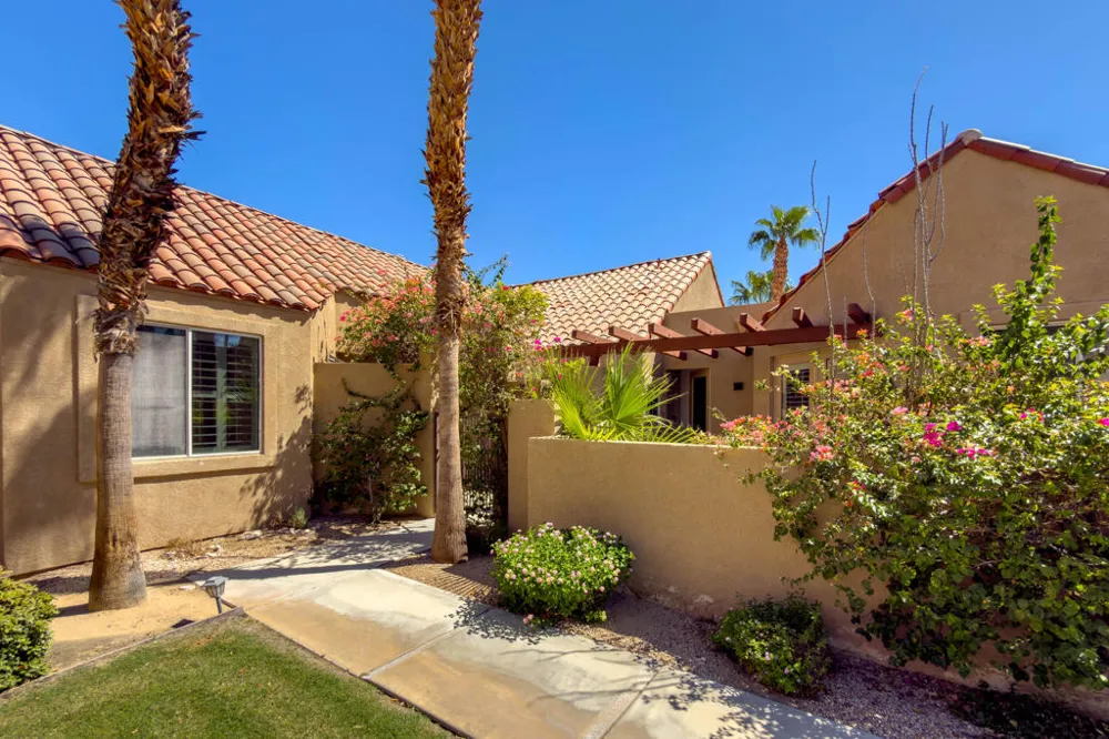 222 Canyon Circle #5 Palm Springs, CA 92264