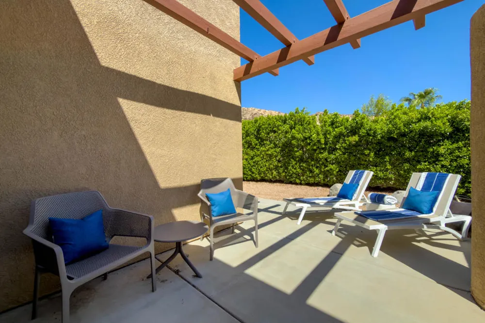 222 Canyon Circle #5 Palm Springs, CA 92264