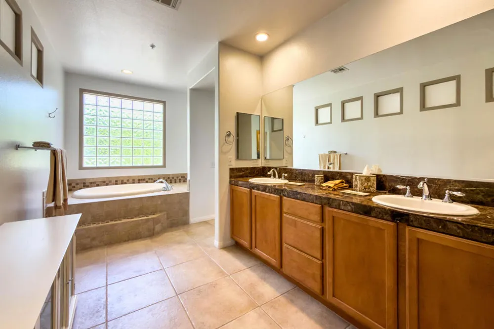 222 Canyon Circle #5 Palm Springs, CA 92264