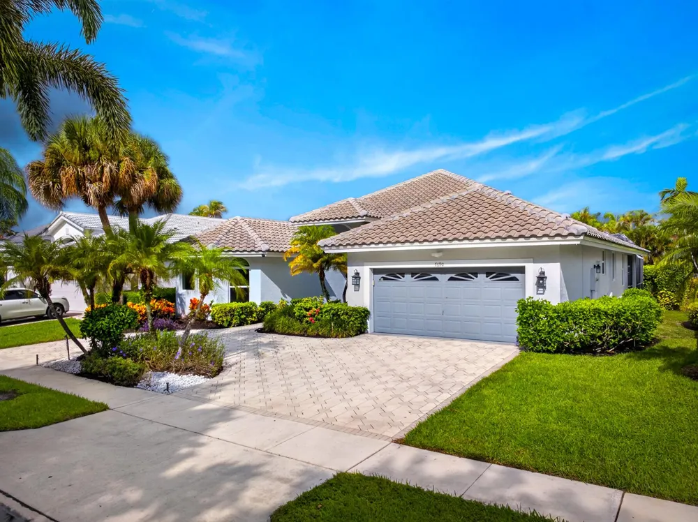 7690 La Corniche Circle Boca Raton, FL 33433