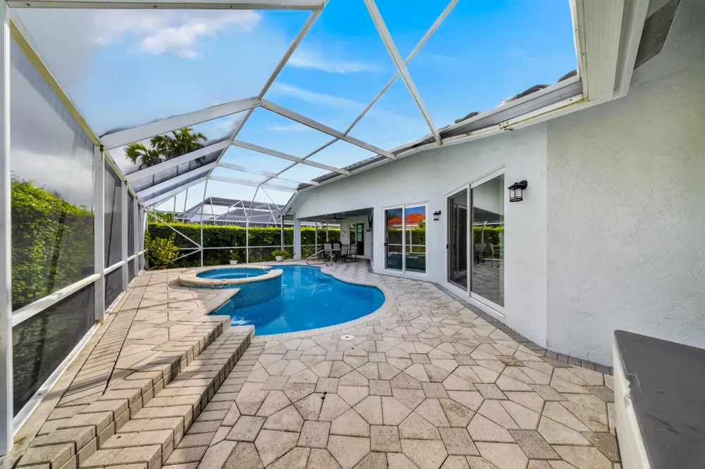 7690 La Corniche Circle Boca Raton, FL 33433