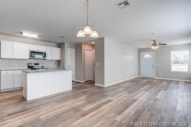 5328 S State Hwy 97 Sand Springs, OK 74063