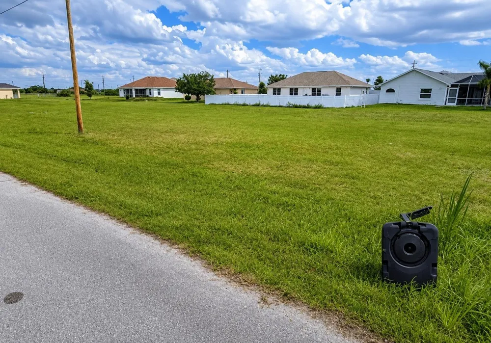 2524 NW 7TH STREET Cape Coral, FL 33993