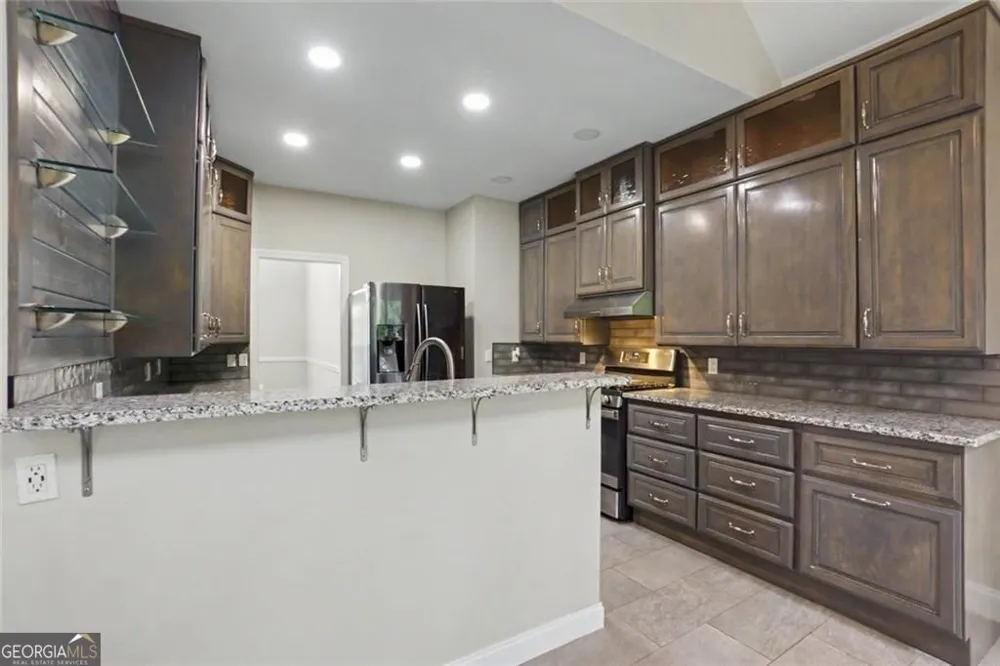 102 Legacy CT Woodstock, GA 30189