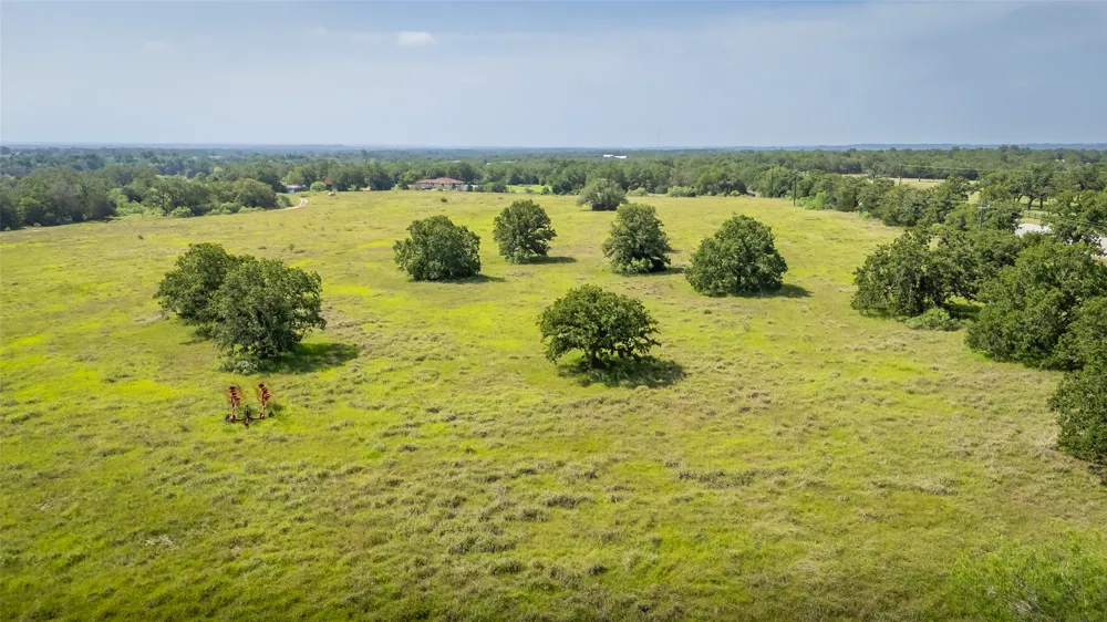 US Hwy 77 S Giddings, TX 78942