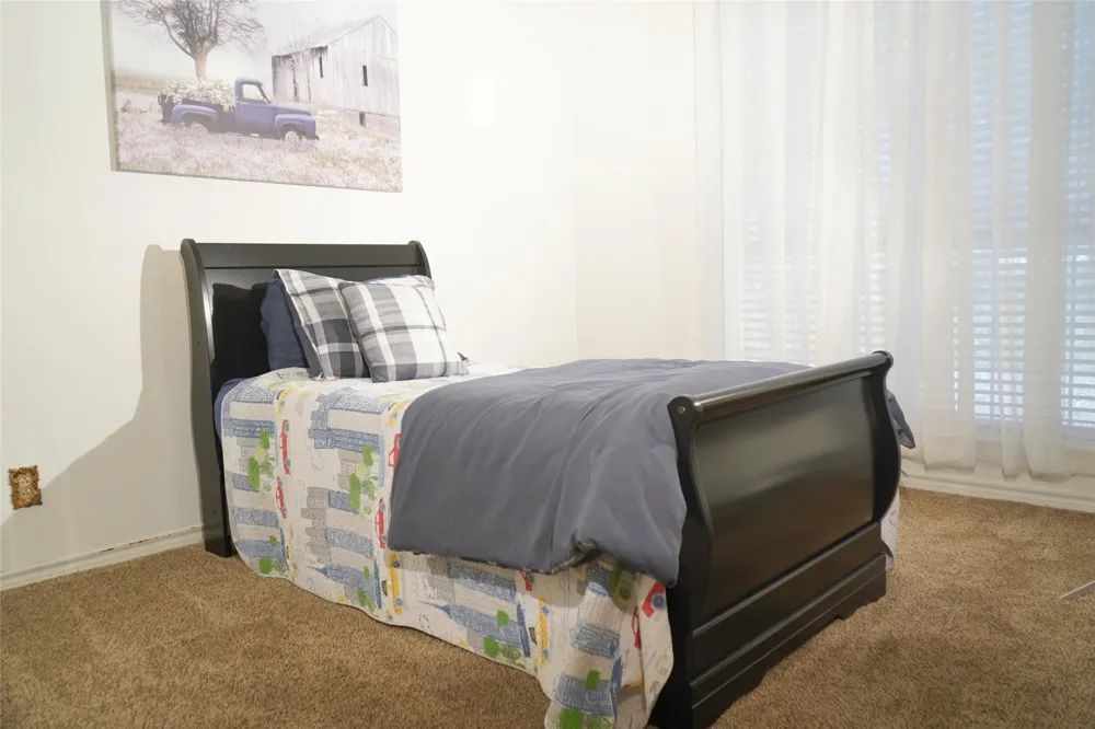 286 W Ridge Street Decatur, TX 76234
