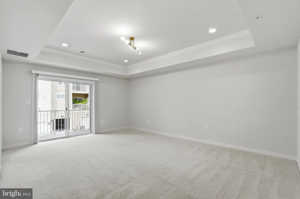 43185 MONGOLD SQUARE Ashburn, VA 20148