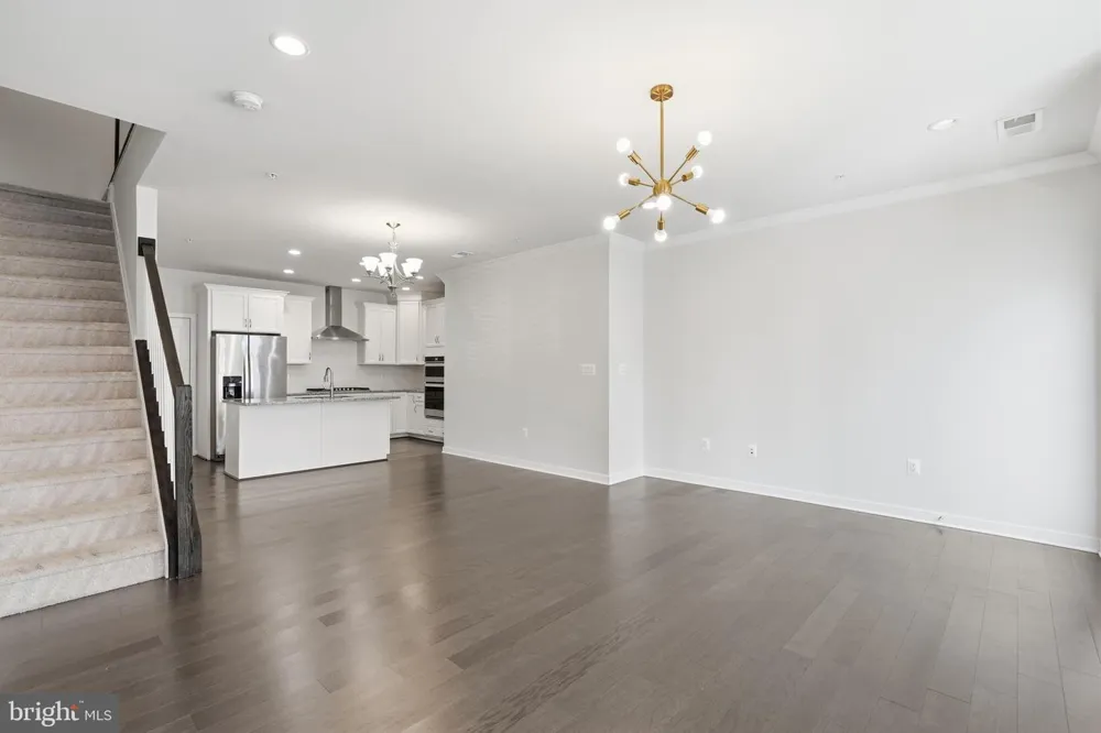 43185 MONGOLD SQUARE Ashburn, VA 20148