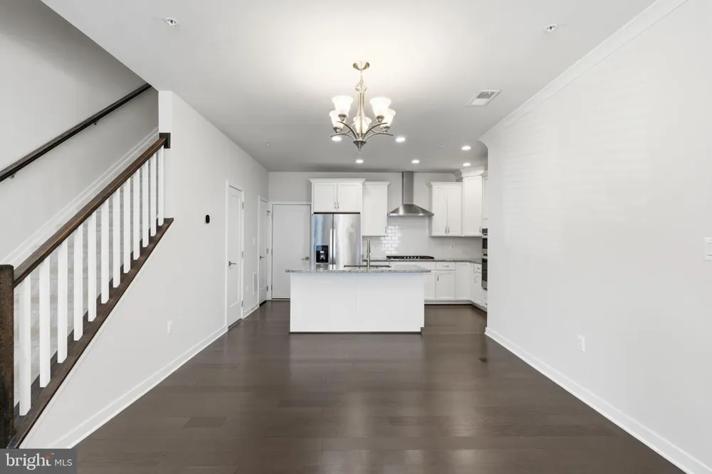 43185 MONGOLD SQUARE Ashburn, VA 20148