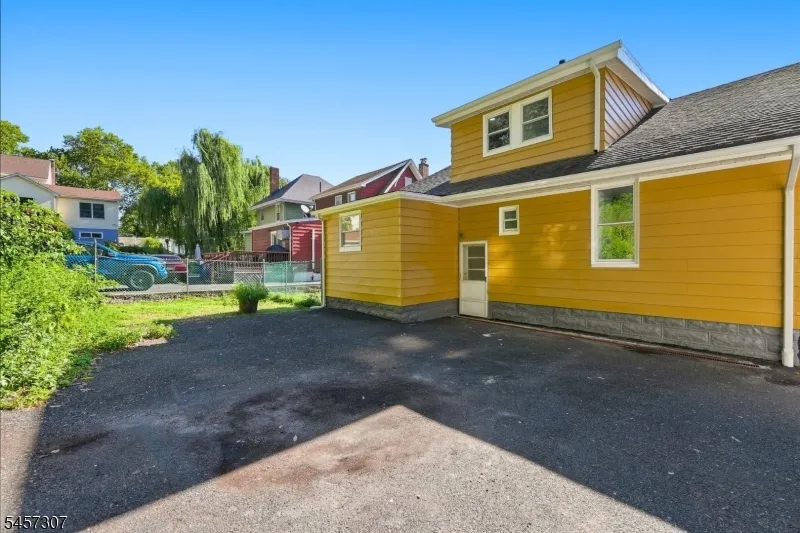 205 Dewitt Ave Belleville, NJ 07109